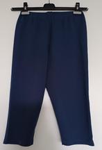 blauwe legging tot iets onder de knie, Maat 38/40 (M), Kort, Blauw, Ophalen of Verzenden