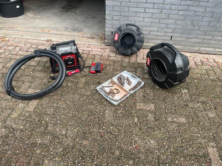 Ontstopper Milwaukee Ontstoppings machine compleet, Doe-het-zelf en Bouw, Gereedschap | Handgereedschap, Zo goed als nieuw, Ophalen