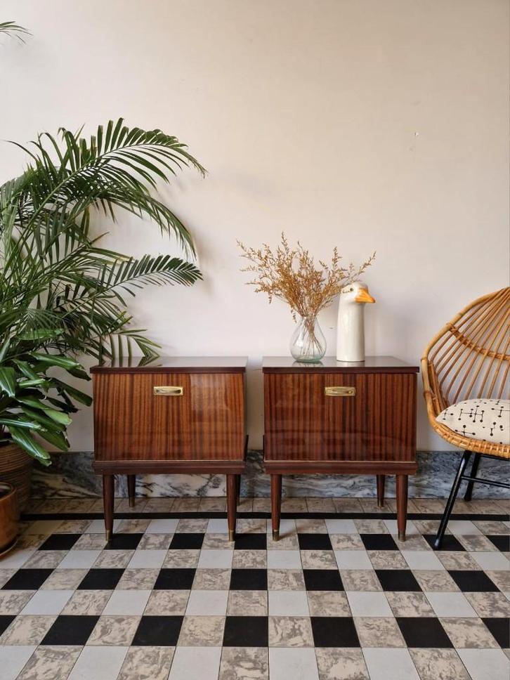 Vintage midcentury nachtkastjes | kastjes | retro, Huis en Inrichting, Slaapkamer | Nachtkastjes, Gebruikt, 55 tot 70 cm, 45 tot 65 cm