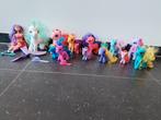 Set van 14 pony's + 3 zeemeerminnen en haarkammen, Comme neuf, Enlèvement ou Envoi