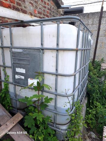 Cuve 1000l  beschikbaar voor biedingen
