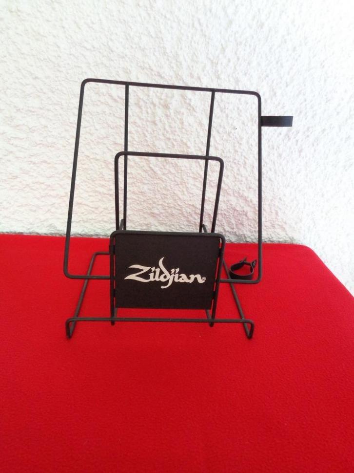 Support présentoir Pour Revues ou autres Zildjian, Huis en Inrichting, Woonaccessoires | Krantenbakken en Lectuurbakken, Gebruikt