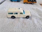 Matchbox Mercedes Ambulance, Ophalen of Verzenden, Gebruikt, Auto