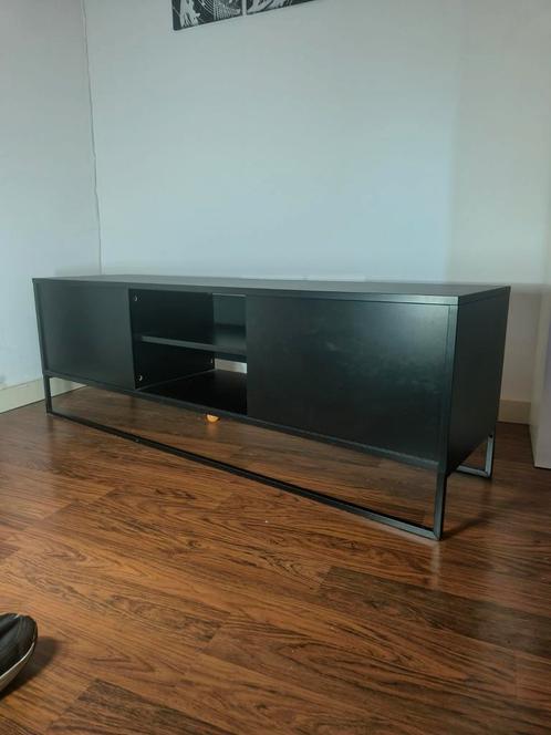 Moderne zwarte TV kast in goede staat, Huis en Inrichting, Kasten |Televisiemeubels, Zo goed als nieuw, Minder dan 100 cm, Minder dan 50 cm