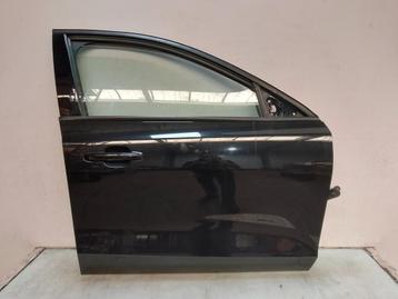 PORTIER RECHTS VOOR Ford Focus 4 Wagon (01-2018/12-2025) beschikbaar voor biedingen