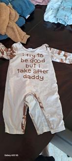 Joli pyjama, Enfants & Bébés, Vêtements de bébé | Taille 56, Enlèvement ou Envoi, Comme neuf
