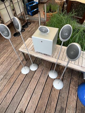 Haut-parleurs satellites KEF HTS2001 « Egg » + caisson de ba, Autres marques, Subwoofer, 60 à 120 watts, Enlèvement