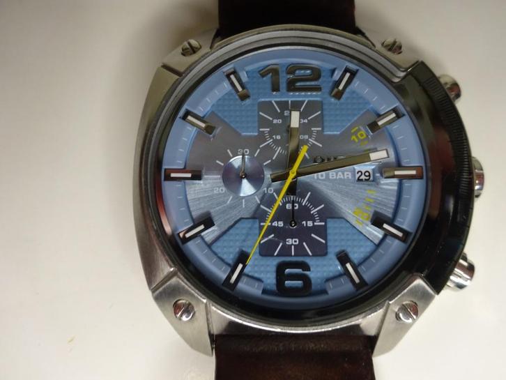 Horloge Diesel'' Only the Brave'' type DZ-4340., Handtassen en Accessoires, Horloges | Heren, Zo goed als nieuw, Polshorloge, Overige merken