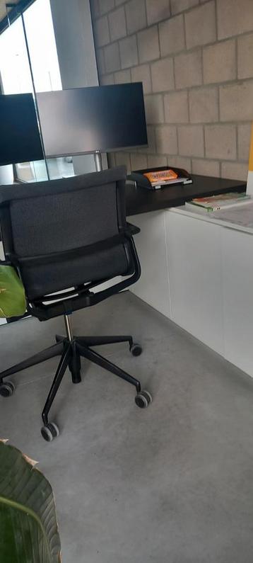 kantoorruimte te Oudenburg. Alle faciliteiten aanwezig beschikbaar voor biedingen