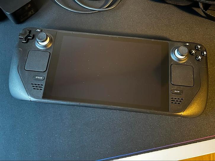 Steam Deck LCD 256GB + 512GB MicroSD + case, Games en Spelcomputers, Spelcomputers | Overige, Zo goed als nieuw, Ophalen of Verzenden