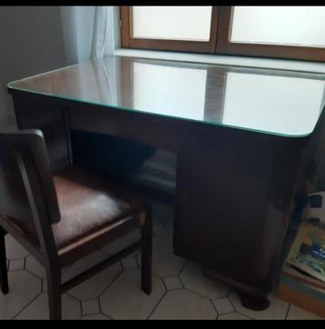 Bureau  beschikbaar voor biedingen