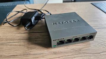 Netgear GS305 5 port ethernet switch