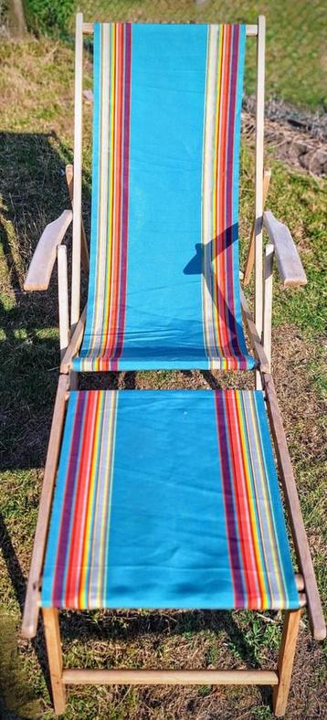 Vintage  strandstoelen / ligstoelen beschikbaar voor biedingen