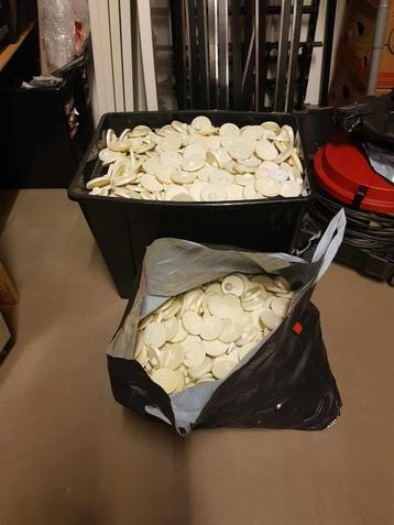 Te Koop : Alarmlabels kledingbeveiligers met ontkoppelaar beschikbaar voor biedingen