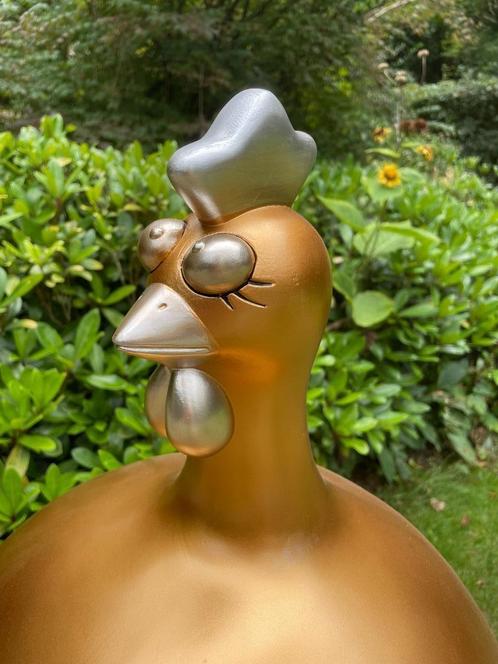 (Tuin)Beeld Dikke gladde kip, tuin, vijver, zwembad 58cm, Tuin en Terras, Tuinbeelden, Nieuw, Dierenbeeld, Kunststof, Ophalen of Verzenden
