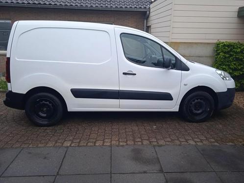 Peogeot Partner 2014 Euro 5b, Auto's, Bestelwagens en Lichte vracht, Particulier, Airconditioning, Bluetooth, Centrale vergrendeling