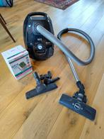 Aspirateur traîneau compact AEG VX7, Aspirateur, Sac à poussière, Comme neuf, Enlèvement