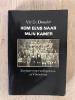 Een halve eeuw collegeleven in Vlaanderen, Livres, Histoire nationale, Comme neuf, Vic De Donder, Envoi, 20e siècle ou après