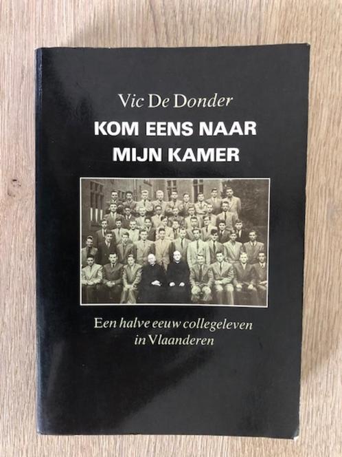 Een halve eeuw collegeleven in Vlaanderen, Livres, Histoire nationale, Comme neuf, 20e siècle ou après, Envoi