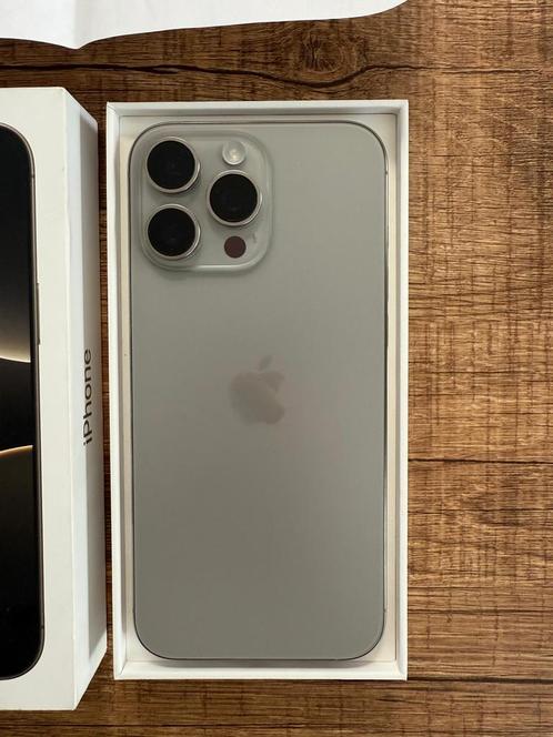 iPhone 16 Pro Max 256GB - Titanium slechts één keer uitgepak, Telecommunicatie, Mobiele telefoons | Apple iPhone, Nieuw, 256 GB
