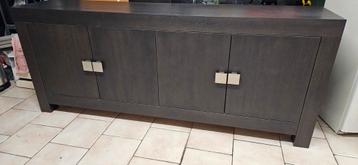 Donkerbruine dressoir kast beschikbaar voor biedingen