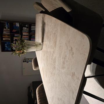 100% Handgemaakte Marmeren Design Tafel beschikbaar voor biedingen