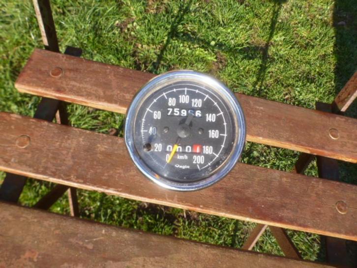 SIMCA 1100 TI :compteur de vitesse :VEGLIA, Autos : Pièces & Accessoires, Tableau de bord & Interrupteurs, Utilisé, Enlèvement ou Envoi