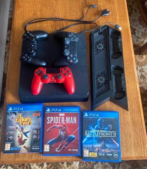 PS 4 slim + 3 controllers + charging station + 3 games, Games en Spelcomputers, Spelcomputers | Sony PlayStation 4, Zo goed als nieuw