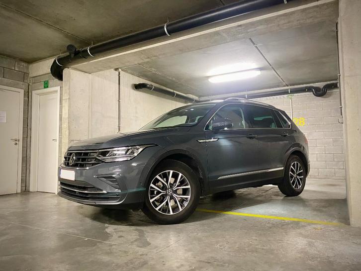 Volkswagen Tiguan 1.5 TSI Life Business, Auto's, Volkswagen, Particulier, Tiguan, ABS, Achteruitrijcamera, Adaptive Cruise Control