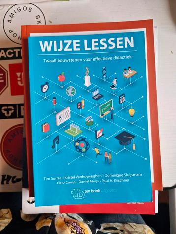 Cursussen lerarenopleiding secundair (1ste jaar) beschikbaar voor biedingen