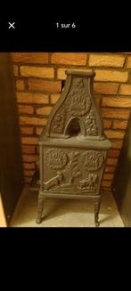 Poele a bois de la marque Dove, propre et presque neuf, Huis en Inrichting, Kachels, Ophalen, Houtkachel, Zo goed als nieuw, Vrijstaand