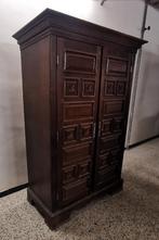 Donkere Kast, koloniaal of eclectisch interieur, Huis en Inrichting, Ophalen, 100 tot 150 cm, Zo goed als nieuw, 150 tot 200 cm