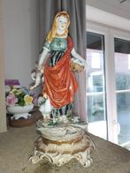 Meisje met kippen dresden porcelein, Enlèvement