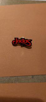 Pin Judas brassée à Alken, Collections, Panneau, Plaque ou Plaquette publicitaire, Comme neuf, Autres marques, Enlèvement ou Envoi