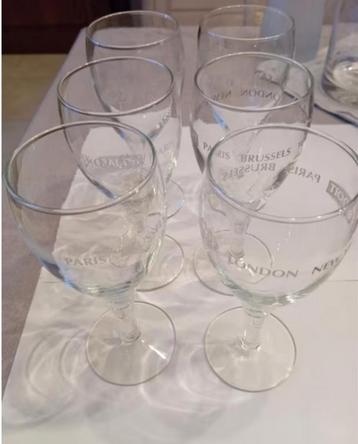 waterglazen op voet 8 st met reclame van watermerken beschikbaar voor biedingen