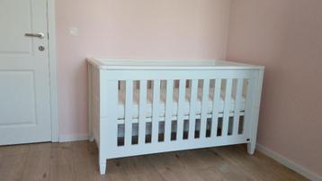 Meegroeibed (baby -> kleuter) Marbella (TWF) beschikbaar voor biedingen