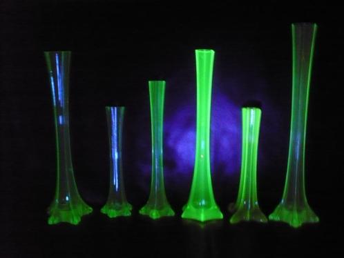 6 solifleur vazen uraniumglas anna groen glas art deco, Antiek en Kunst, Antiek | Glaswerk en Kristal, Ophalen of Verzenden