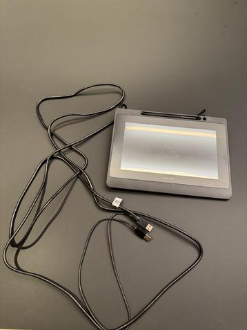 Wacom DTU-1141B/K0 (zonder doos) beschikbaar voor biedingen