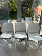 Witte stoelen stapelbaar 14 stuks, Ophalen, Gebruikt