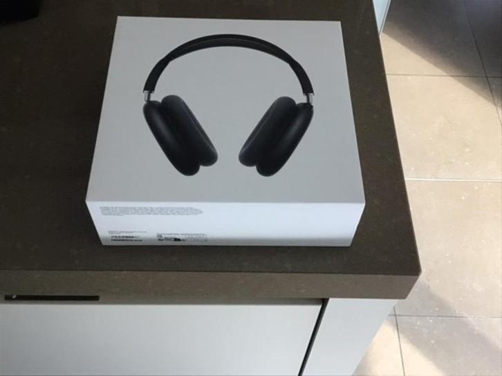 airpods max with smart case (nog verzegeld ) new, Telecommunicatie, Mobiele telefoons | Oordopjes, Nieuw, Ophalen of Verzenden