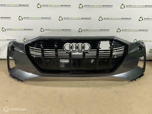 Voorbumper Audi E-Tron ORIGINEEL 4KE807437, Auto-onderdelen, Carrosserie, Bumper, Audi, Voor, Gebruikt, Ophalen of Verzenden