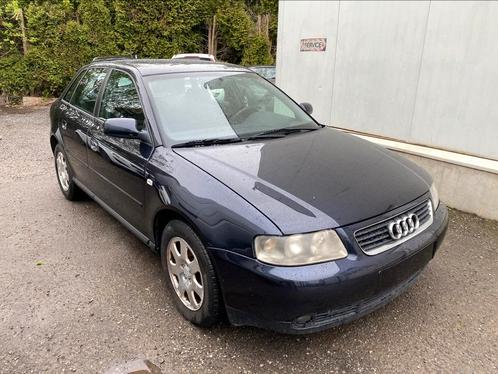 Audi A3 1.6 benzine airco euro4 175000km bediening ok!, Auto's, Audi, Bedrijf, A3, ABS, Airbags, Airconditioning, Alarm, Centrale vergrendeling
