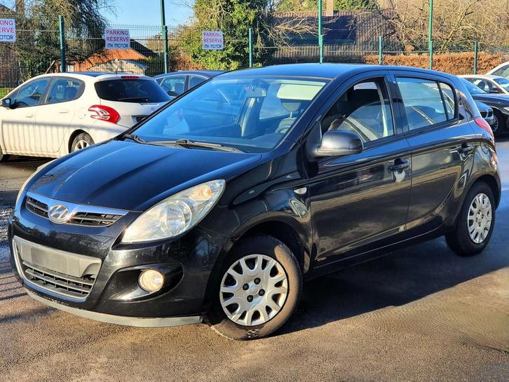 Hyundai i20 1.2 ESSENCE 77CV - 1ER MAIN - 5 PORTES, Auto's, Hyundai, Bedrijf, Te koop, i20, ABS, Centrale vergrendeling, Electronic Stability Program (ESP)