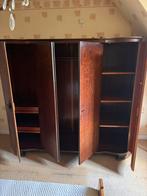 Antieke slaapkamer ( kleerkast en commode ), Huis en Inrichting, Kasten | Dressoirs, Ophalen, Gebruikt