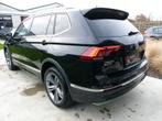 Volkswagen Tiguan Allspace R-Line Highline LED Navi, App-Con, Auto's, Te koop, Alcantara, Benzine, Gebruikt