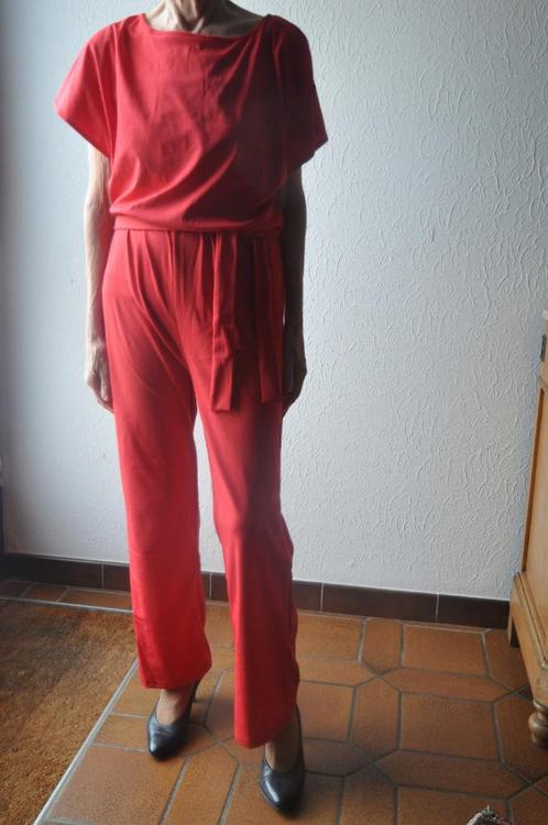 Rode jumpsuit met korte vledermuismouwen - maat S, Vêtements | Femmes, Combinaisons, Neuf, Taille 36 (S), Rouge, Enlèvement ou Envoi