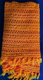 Vintage oranje bedsprei, Huis en Inrichting, Tweepersoons, Oranje, Ophalen of Verzenden, Deken of Dekbed