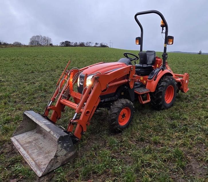 Tracteur Kioti, Articles professionnels, Agriculture | Tracteurs, Enlèvement