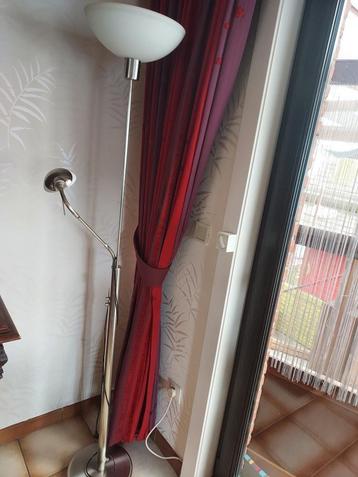Staande lamp beschikbaar voor biedingen