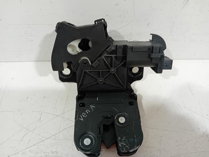 SLOTVANGER ACHTERKLEP ELEKTR Audi TT (8J3) (8P4827505C), Auto-onderdelen, Carrosserie, Achterklep, Audi, Gebruikt